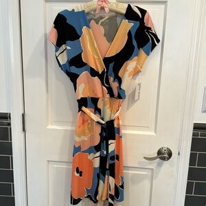 NWT 9 West floral dress. Tie waste. Brand new.